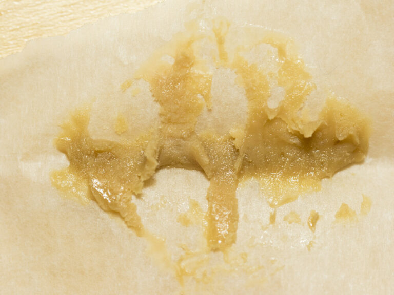 How To Make Rosin With A Hair Straightener