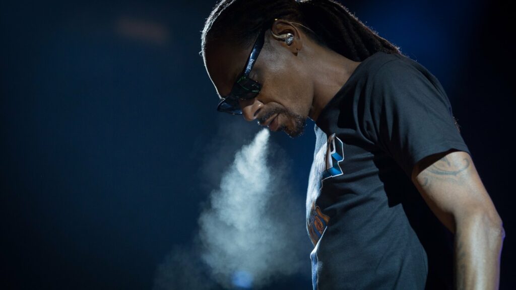 Snoop Dogg Weed Line