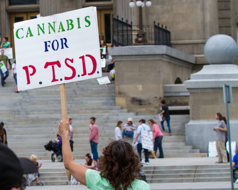 treating-ptsd-with-cannabis